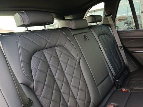 New 2026 BMW X5 xDrive50e image 13