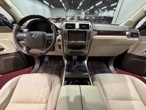 Used 2017 Lexus GX 460 Premium AWD/4WD image 36
