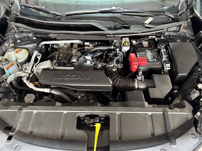 Used 2025 Nissan Rogue S AWD/4WD image 21