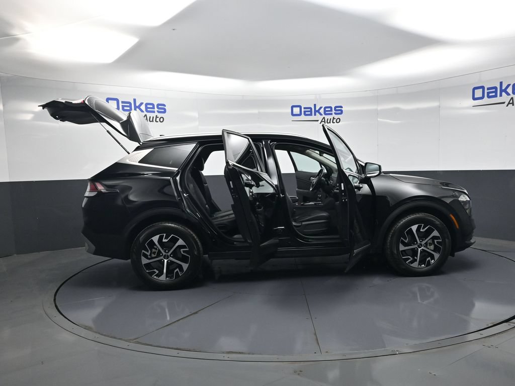 Used 2023 Kia Sportage EX AWD/4WD image 55