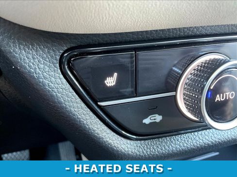 Certified 2024 Honda HR-V EX-L image 36