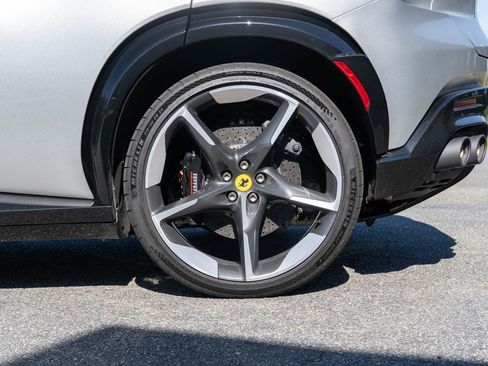 Certified 2025 Ferrari Purosangue image 10