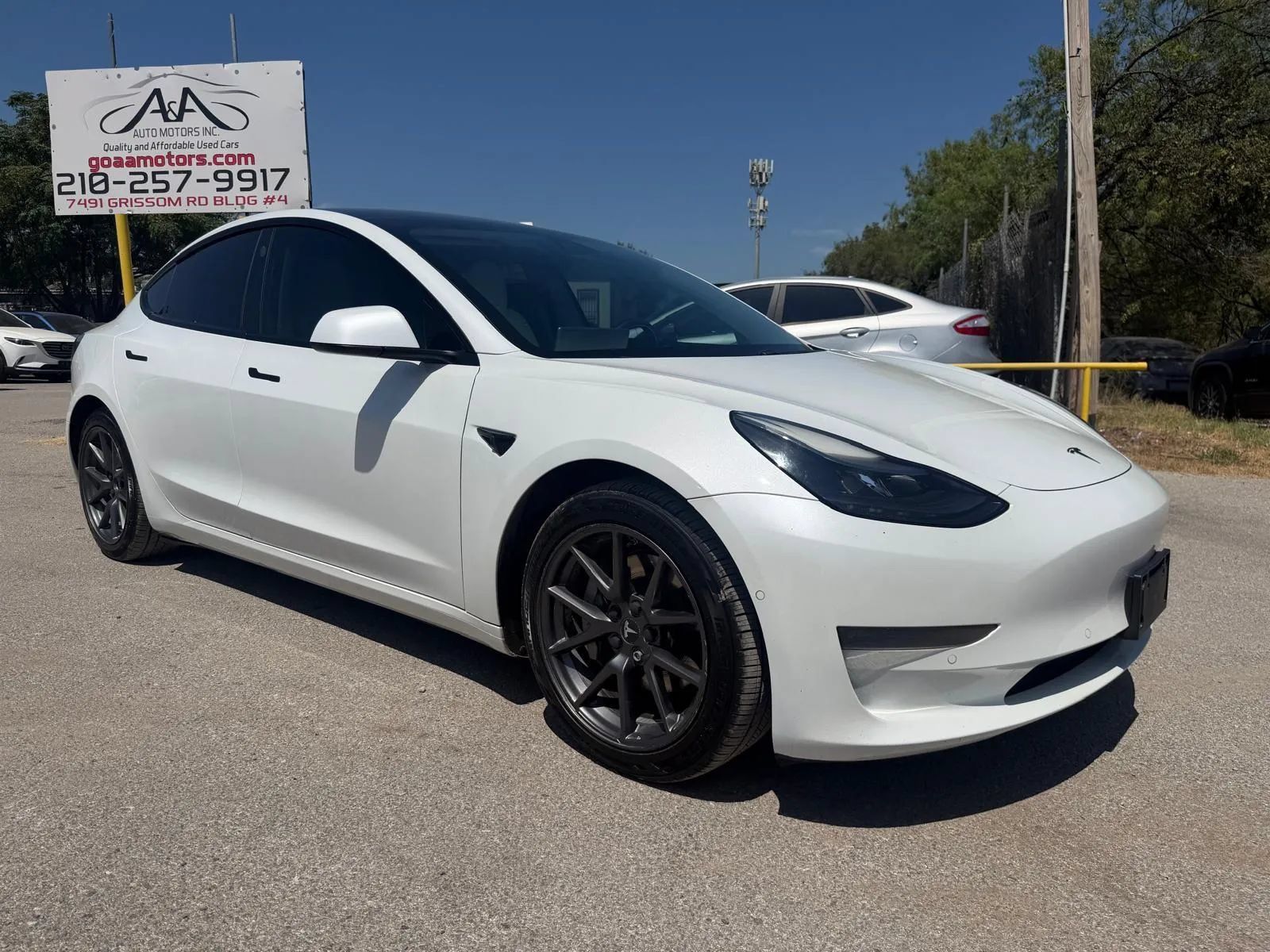 Used 2021 Tesla Model 3 Standard Range Plus RWD image 5