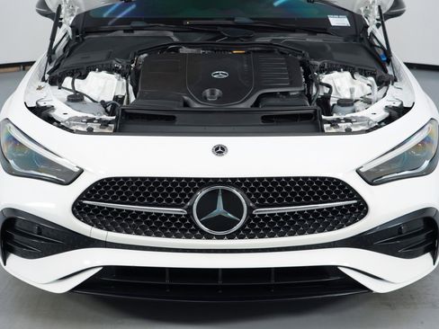 Used 2024 Mercedes-Benz CLE 450 4MATIC Coupe w/ Driver Assistance Package image 8