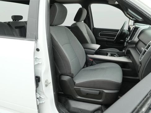 Used 2024 RAM 2500 Big Horn w/ Off Road Package image 27