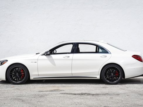 Used 2020 Mercedes-Benz S 63 AMG 4MATIC Sedan image 18