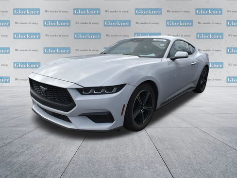 Used 2024 Ford Mustang Premium image 11