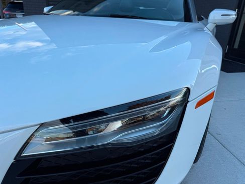 Used 2015 Audi R8 V10 image 15