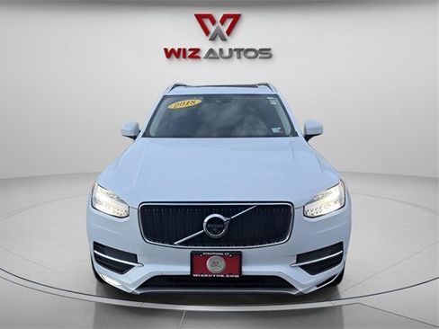 Used 2018 Volvo XC90 T5 Momentum w/ Convenience Package image 2
