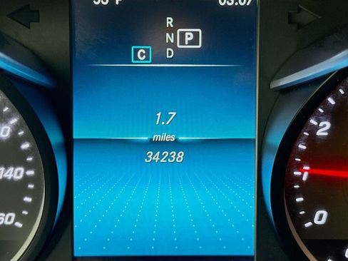 Used 2021 Mercedes-Benz GLC 300 GLC 300 w/ Premium Package image 13