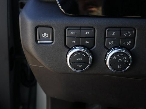 New 2026 GMC Sierra 2500 SLT w/ SLT Convenience Package image 46