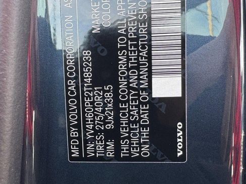 New 2026 Volvo XC90 T8 Plus w/ Protection Package Premier image 17