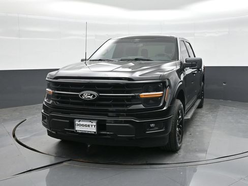 Certified 2024 Ford F150 XLT w/ XLT Black Appearance Package RWD image 17