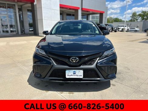 Used 2024 Toyota Camry SE FWD image 2