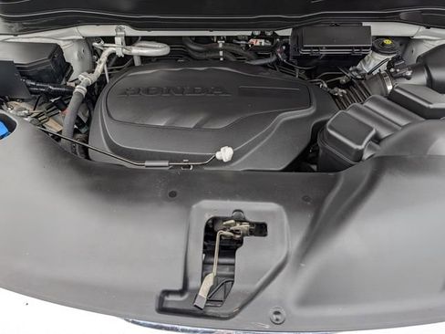 Used 2021 Honda Pilot Touring image 36