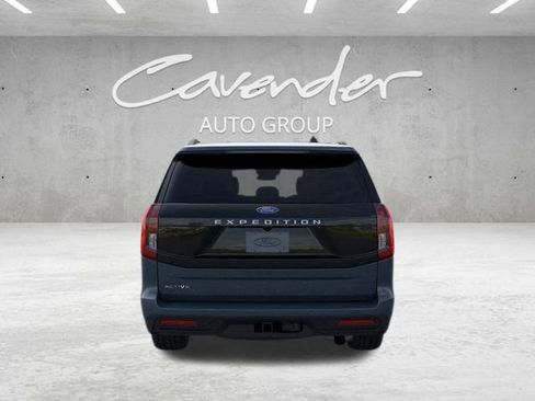 New 2025 Ford Expedition Active image 5