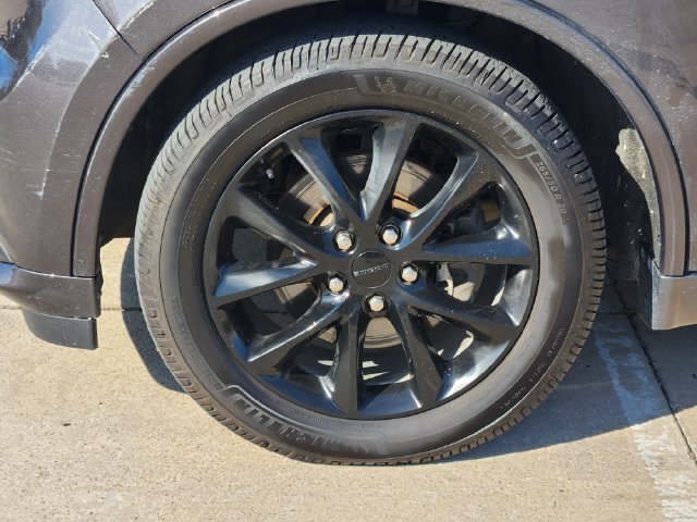 Used 2017 Dodge Durango R/T w/ Technology Group AWD/4WD image 10