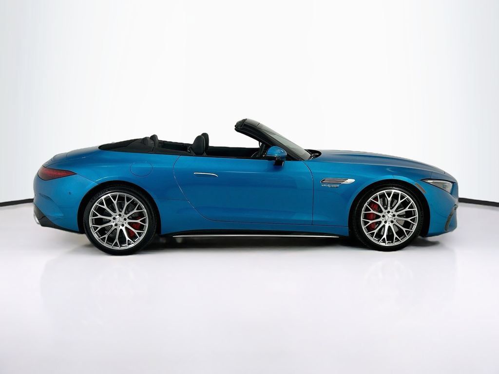 Certified 2025 Mercedes-Benz SL 55 AMG 4MATIC image 4