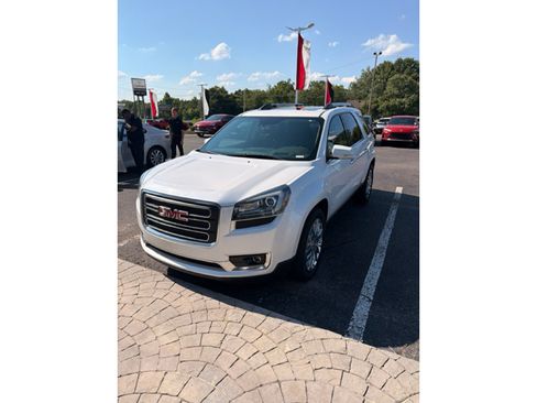 Used 2017 GMC Acadia Limited SLT FWD image 2