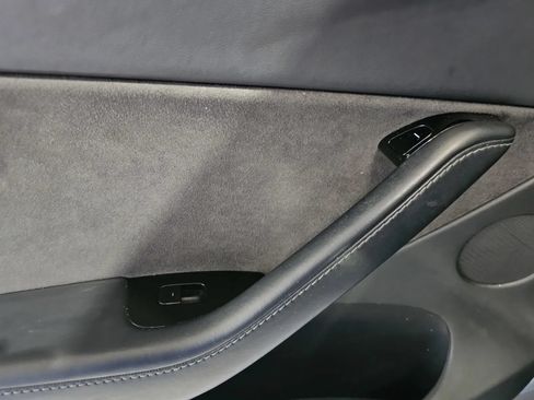 Used 2020 Tesla Model Y Long Range AWD/4WD image 11