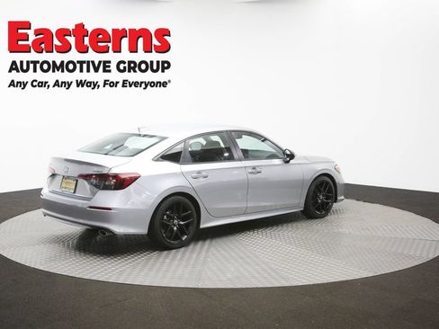 Used 2025 Honda Civic Sport image 40