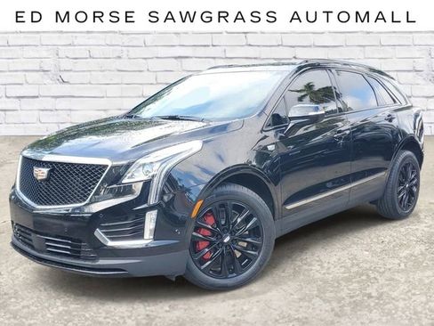 Certified 2023 Cadillac XT5 Sportv w/ Technology Package AWD/4WD image 1