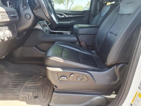 Used 2021 GMC Yukon XL Denali image 22