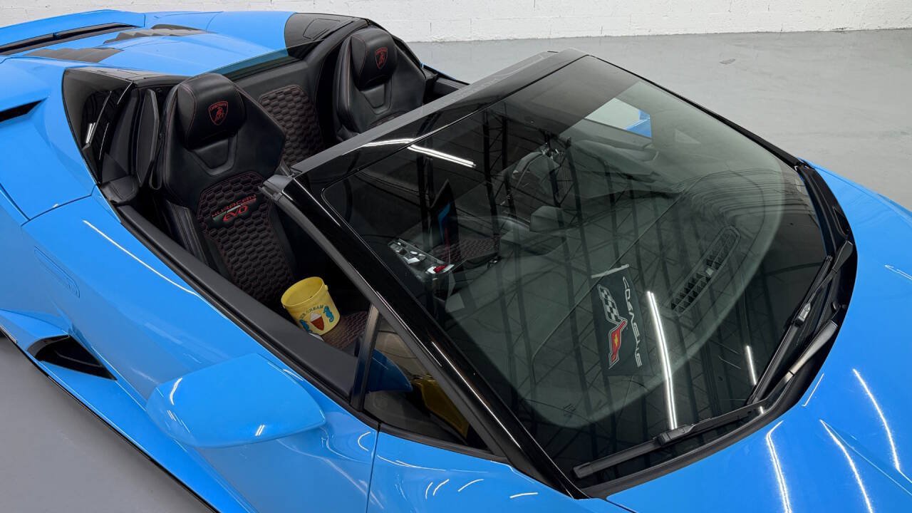Used 2020 Lamborghini Huracan EVO RWD image 6
