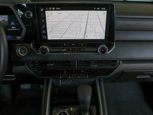 Used 2024 Chevrolet Colorado Trail Boss AWD/4WD image 14