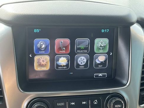 Used 2019 Chevrolet Suburban LT AWD/4WD image 34