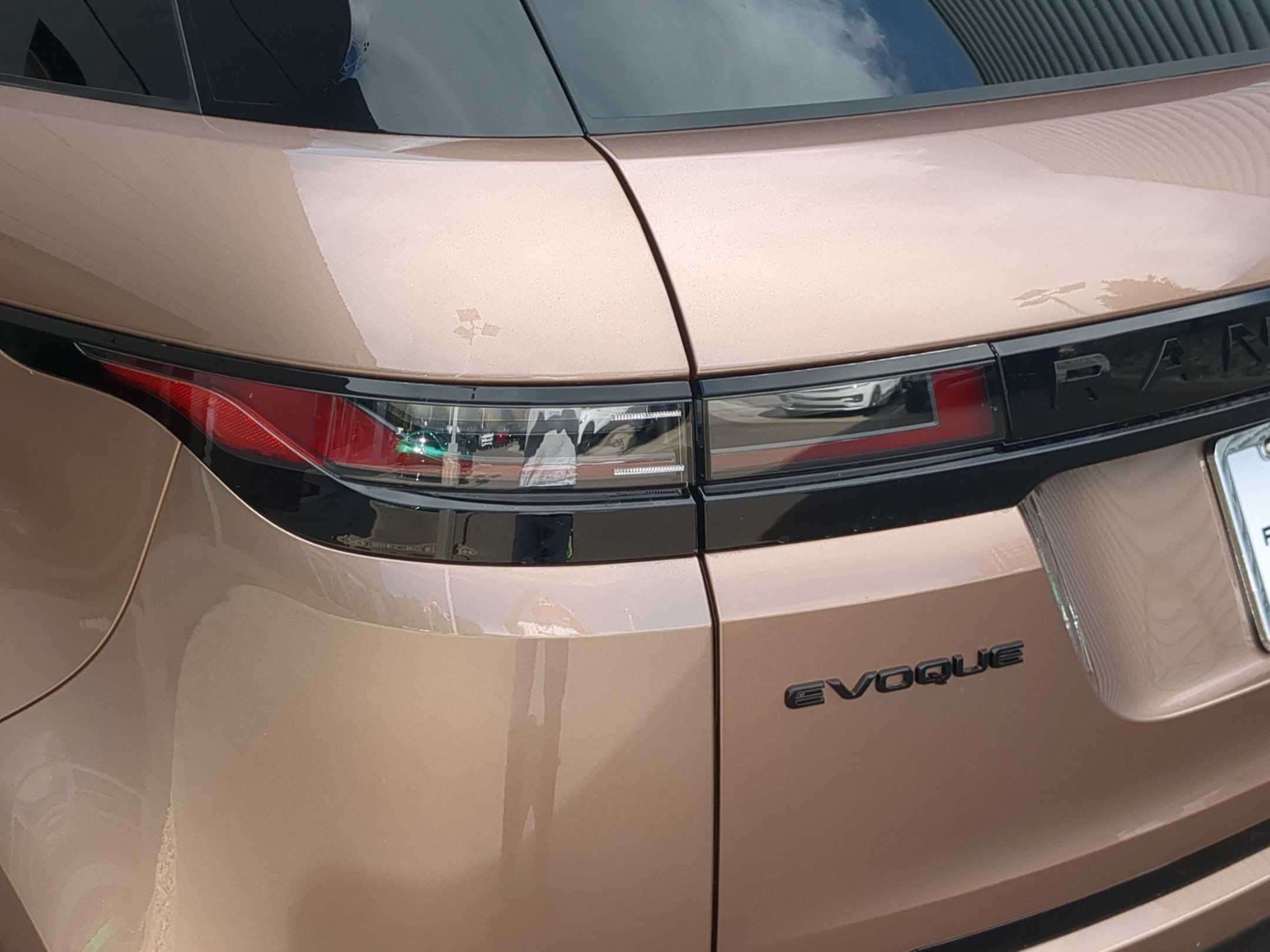 New 2026 Land Rover Range Rover Evoque S AWD/4WD image 11