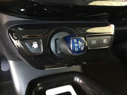 Used 2017 Toyota Prius Three w/ Protection Package image 28