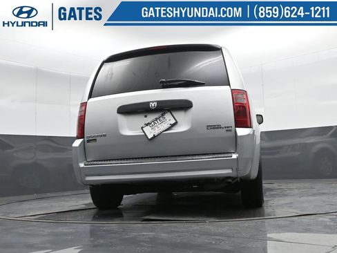 Used 2010 Dodge Grand Caravan SE w/ Climate Group FWD image 28