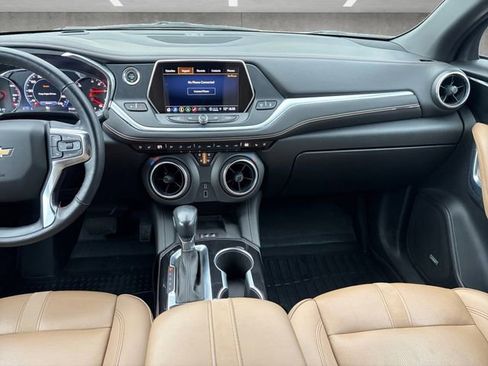 Used 2021 Chevrolet Blazer Premier w/ Driver Confidence II Package image 3