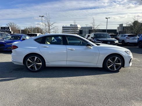 Certified 2025 Acura TLX w/ Technology Package image 2