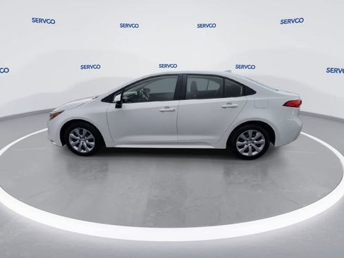 Used 2023 Toyota Corolla LE image 5