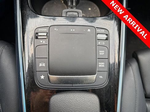 Used 2021 Mercedes-Benz GLA 250 4MATIC image 12