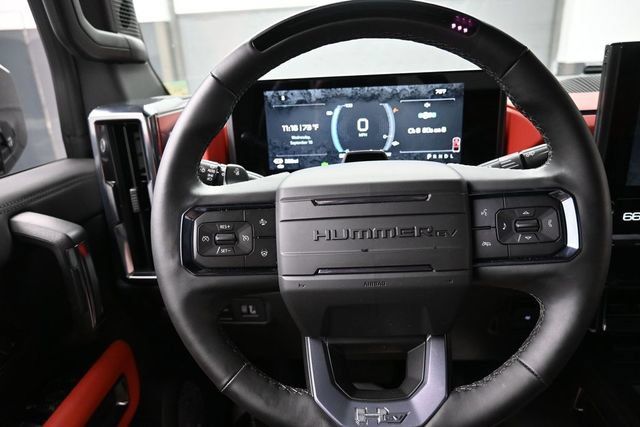 Used 2026 GMC Hummer EV 4x4 Crew Cab w/ Carbon Fiber Edition Package image 8