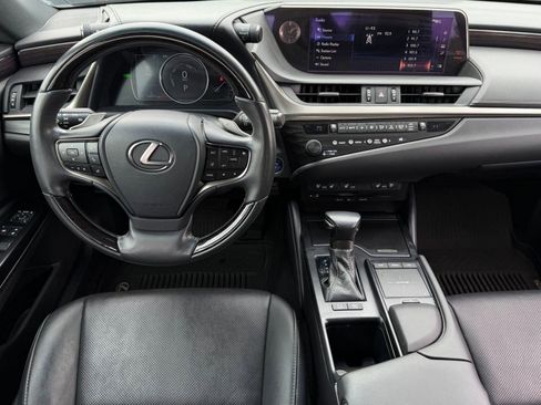 Certified 2020 Lexus ES 300h w/ Premium Package FWD image 26