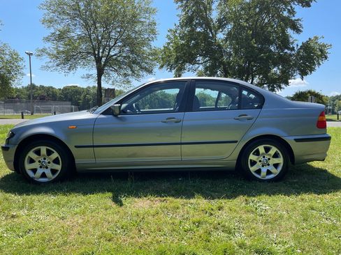 Used 2005 BMW 325xi Sedan AWD/4WD image 35