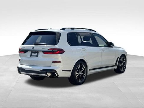 Certified 2025 BMW X7 xDrive40i w/ M Sport Package AWD/4WD image 9