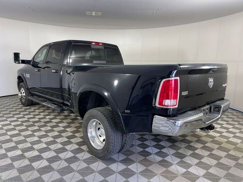 Used 2015 RAM 3500 Laramie w/ Convenience Group image 11