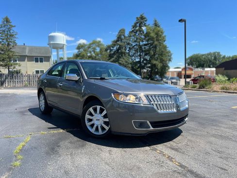 Used 2010 Lincoln MKZ FWD image 12