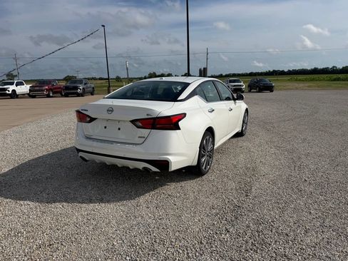 Used 2023 Nissan Altima 2.5 SL AWD/4WD image 3