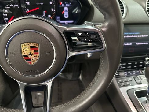Used 2019 Porsche 718 Cayman RWD image 16