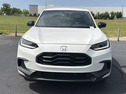 Certified 2024 Honda HR-V Sport image 3