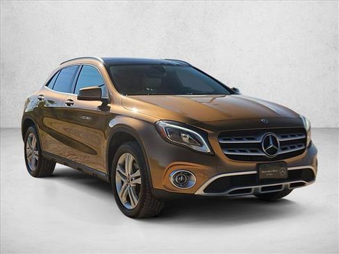 Used 2018 Mercedes-Benz GLA 250 image 3