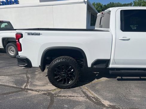 Certified 2025 Chevrolet Silverado 2500 LT w/ Trail Boss Package AWD/4WD image 5