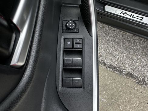 Used 2024 Toyota RAV4 XLE Premium FWD image 9
