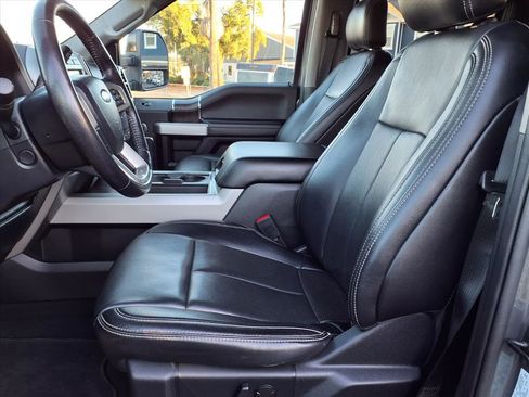 Used 2021 Ford F350 Lariat image 13